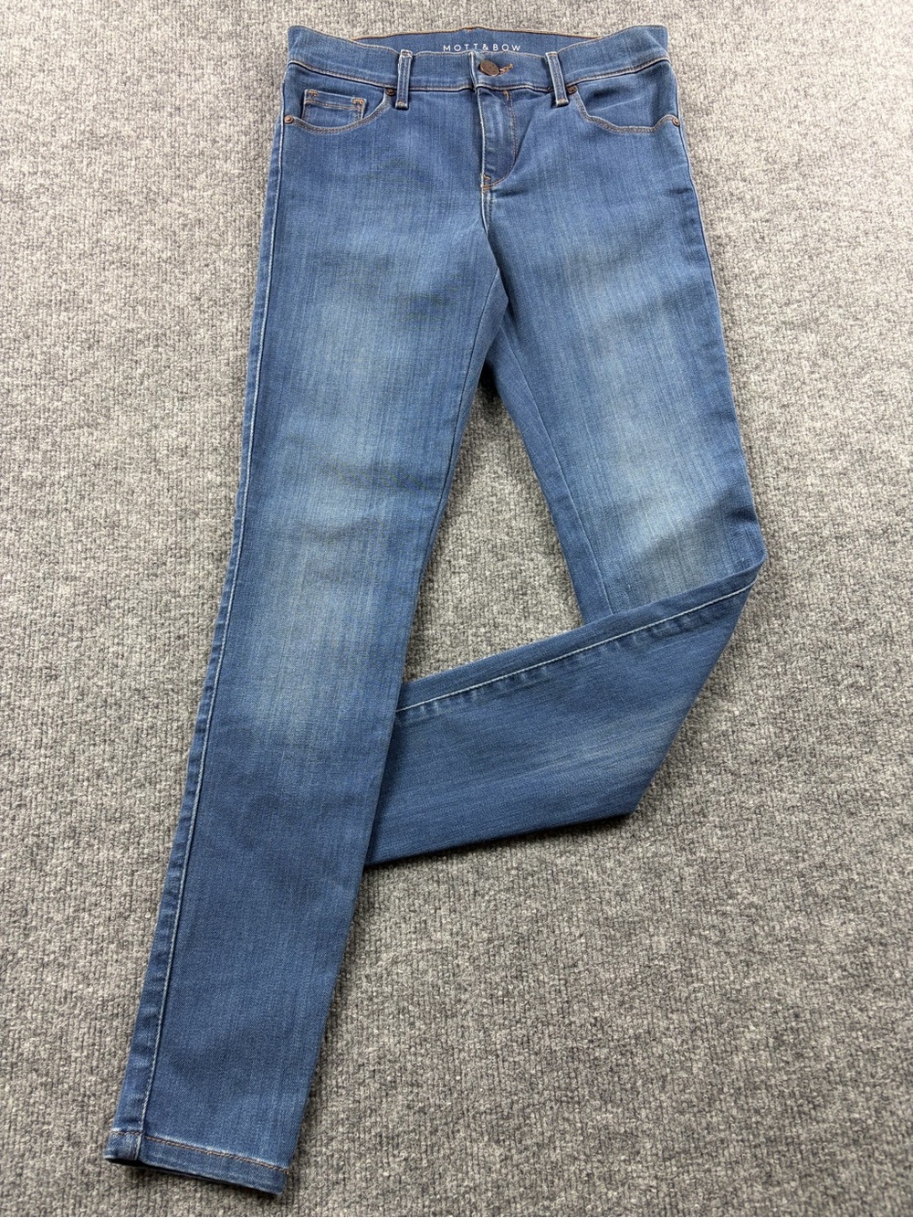 Mott & Bow Women's Mid-Rise Skinny Jane Jeans Size W25xL28